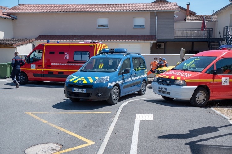 FEU HABITATION FEILLENS 25MAI - 3.jpg