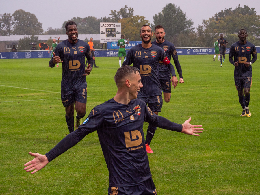 Mâcon Infos - Le Web Journal du Mâconnais - FOOTBALL (National 3) : L'UFM a-t-il remporté sa première victoire à domicile ?