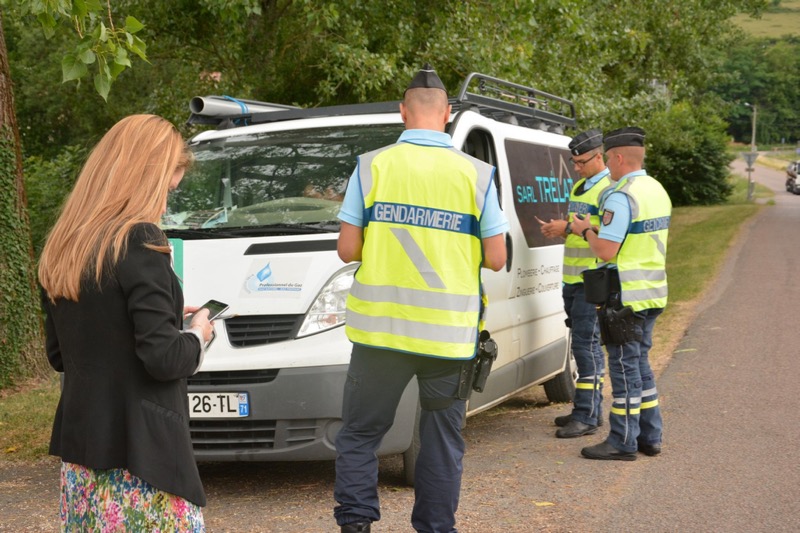 CONTROLES GENDARMES LA ROCHE VINEUSE - 5.jpg