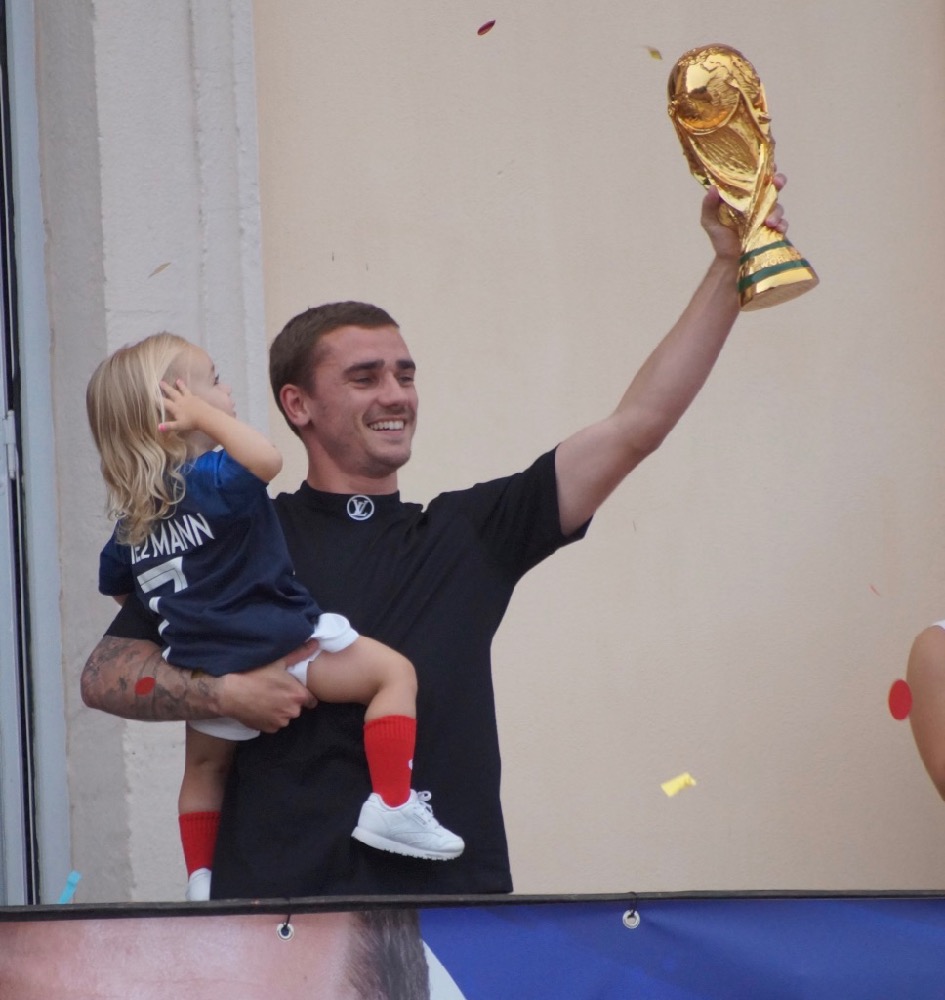 GRIEZMANN A MACON 20JUILL94 - 1.jpg