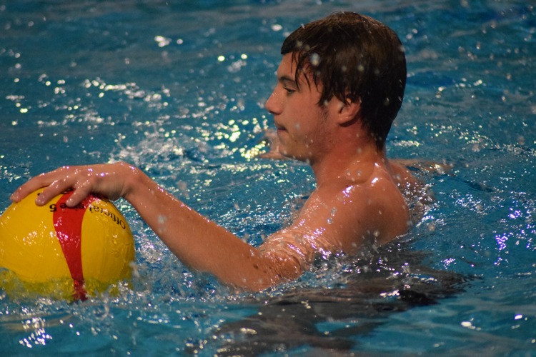 WATER POLO MACON16DEC2.jpg
