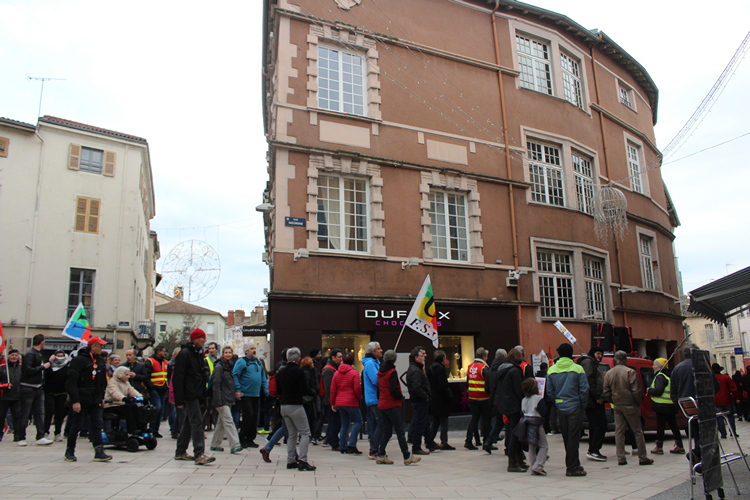 manifestation retraites 21 décembre (86).JPG
