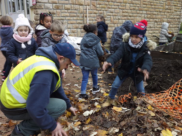 permaculture école Prissé (17).JPG