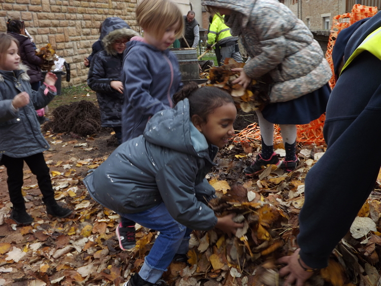 permaculture école Prissé (18).JPG
