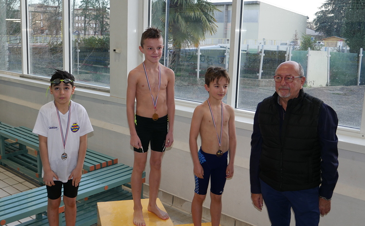 podium concours natation départementale Mâcon (8).JPG